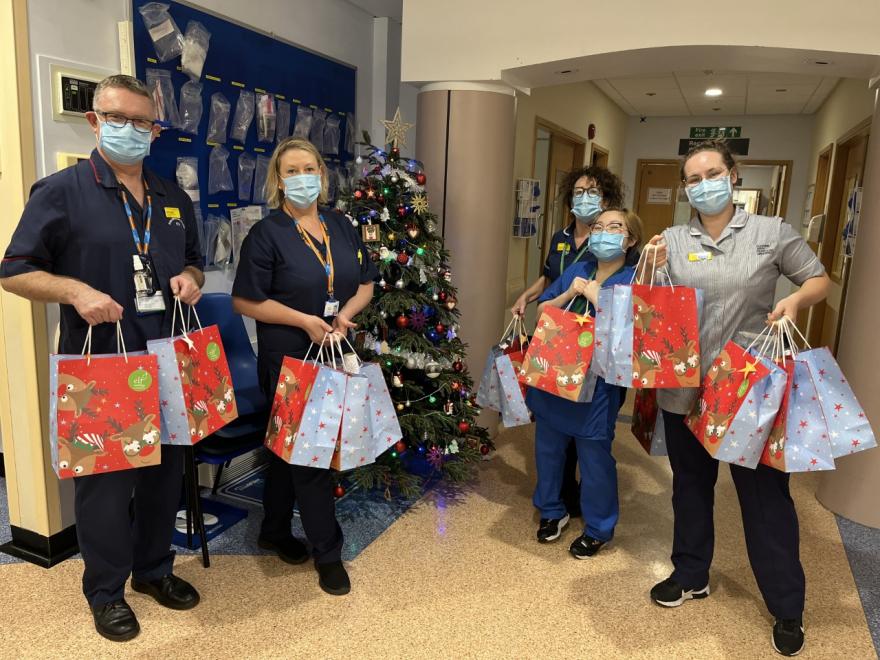 Yarty Ward Gift Bags